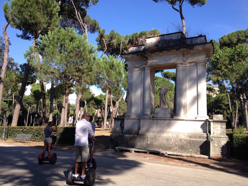 Un petit tour en gyropode dans les luxuriants jardins de la Villa Borghèse